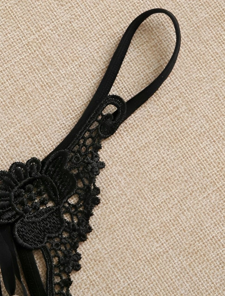 Calcinha Fio Dental com Pérolas – Kit Sensual em Renda Preta, Azul e Vermelha | Lingerie Erótica Luxuosa