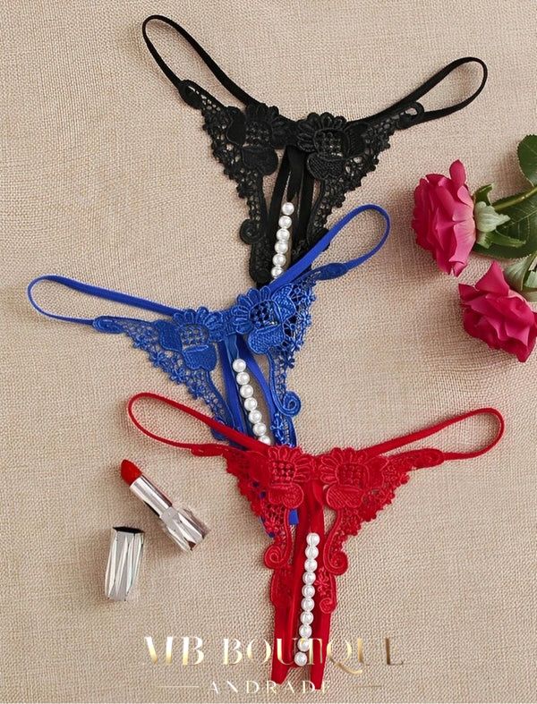 Calcinha Fio Dental com Pérolas – Kit Sensual em Renda Preta, Azul e Vermelha | Lingerie Erótica Luxuosa