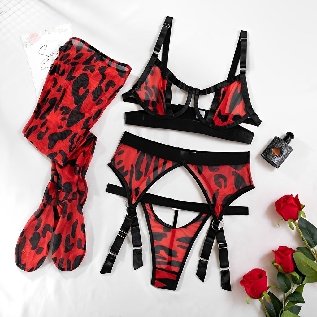 Lingerie sexy com cinta liga e meia