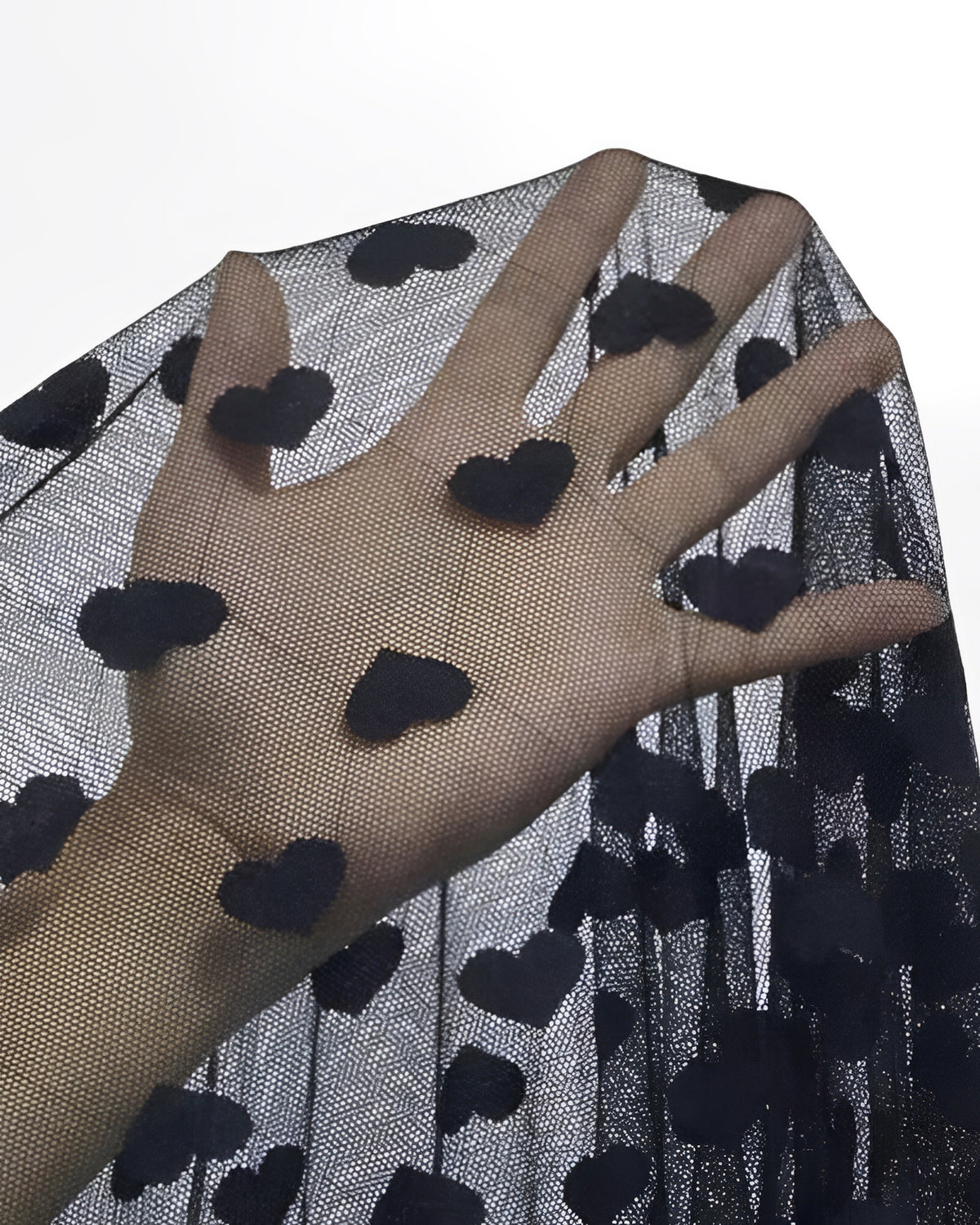 BabyDoll Corações Pretos – Transparência, Charme e Sensualidade Suave