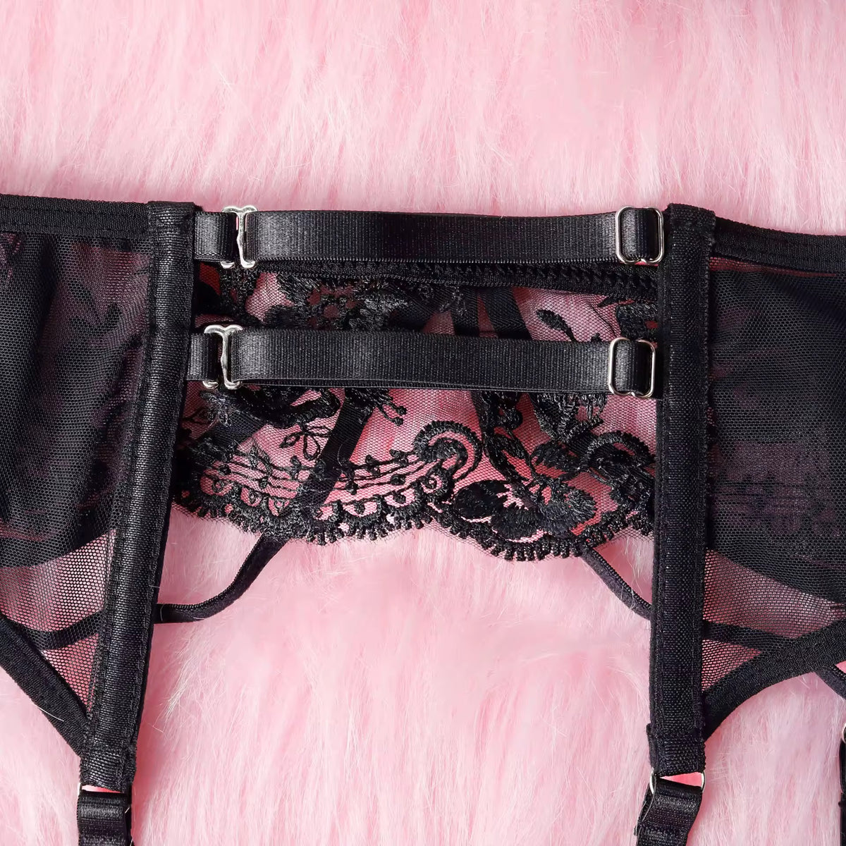 Lingerie Black Secret – Renda Floral com Strappy e Cinta-Liga