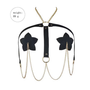 Tapa-Seios Estrela com Harness e Correntes – Domínio e Sedução em Um Só Look