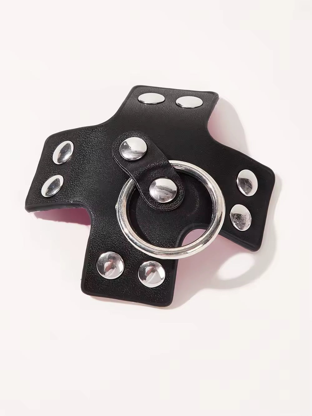 Tapa seios preto com Argola Central