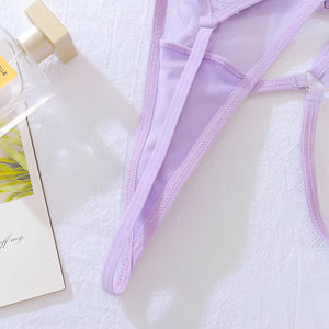 Lingerie Lilás com Recortes Modernos – Delicadeza com design autêntico