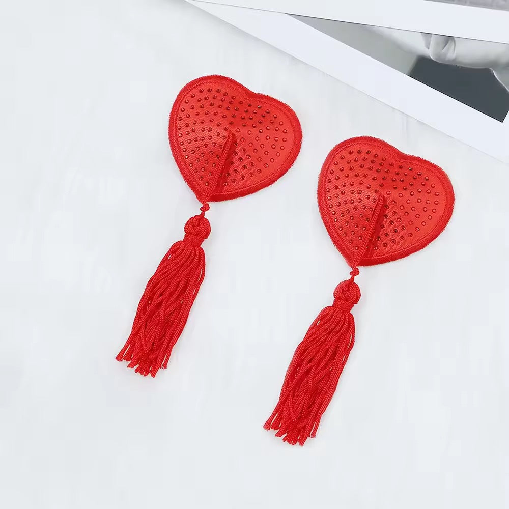 Tapa-Seios Coração com Tassel – Toque Burlesco e Divertido