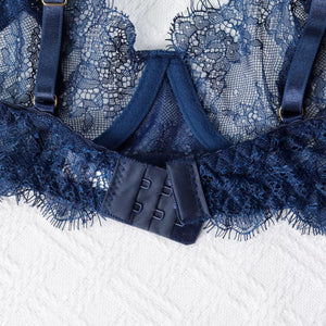Lingerie Midnight Lace – Renda Preta com Harness e Cinta-Liga | Com Aro, Sem Bojo