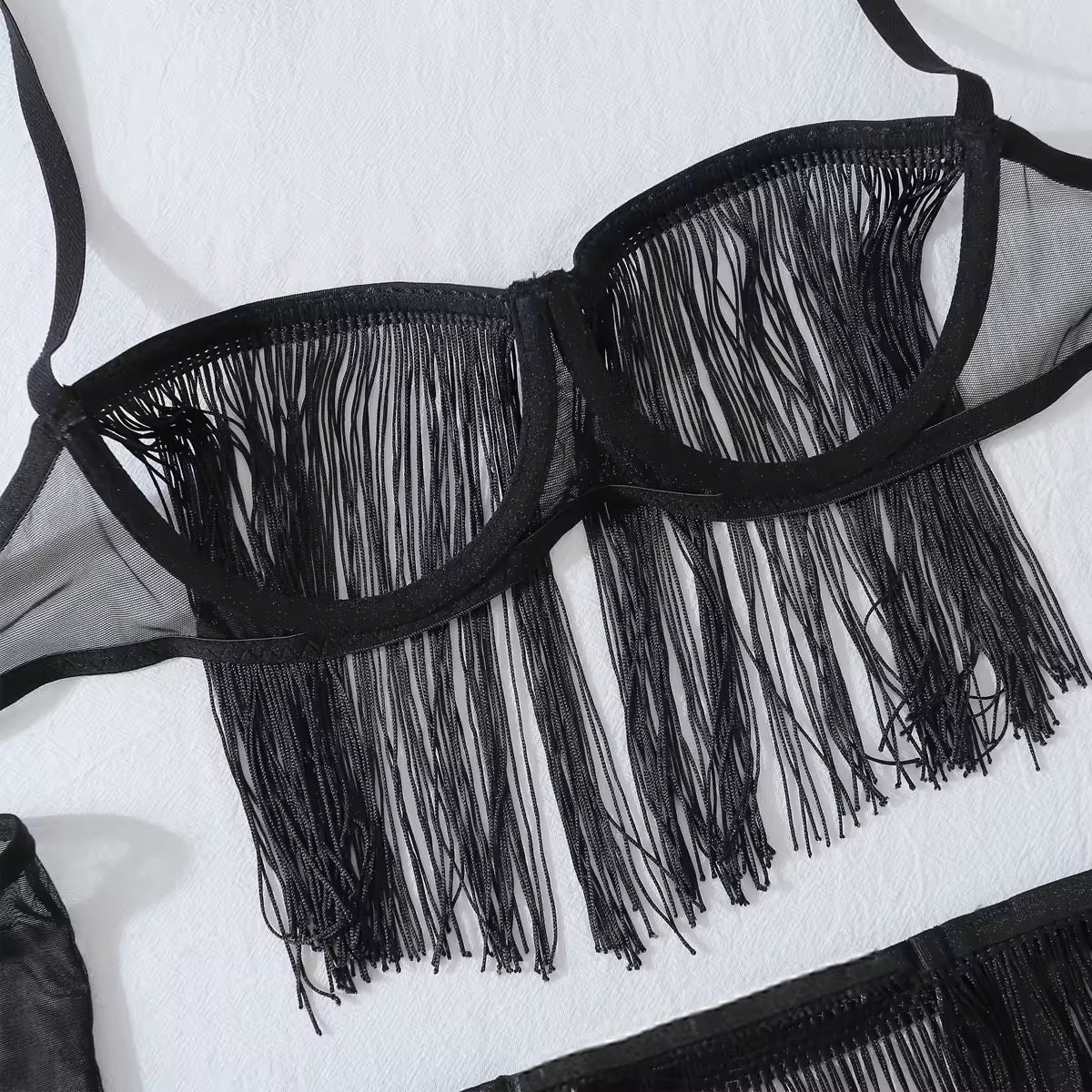 Conjunto com Franja – Atitude e Movimento em Cada Detalhe - com luvas e meias