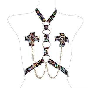 Tapa-Seios Animal Print com Harness e Correntes – Selvagem e Imparável