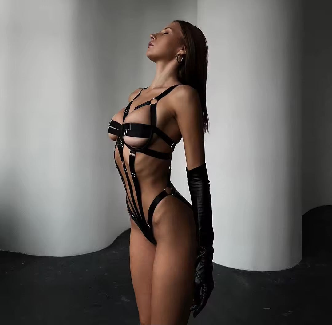 Body Dominatrix Preto - Harness Fetichista com Tiras Ajustáveis – Lingerie Sensual de Dominação e Impacto Visual