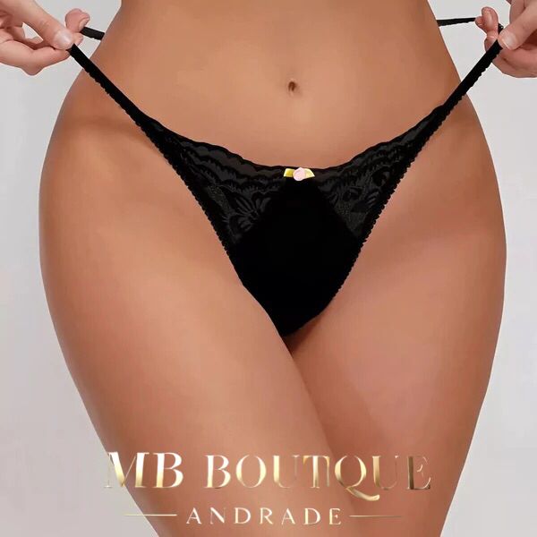 Calcinha fio dental com detalhe em flor