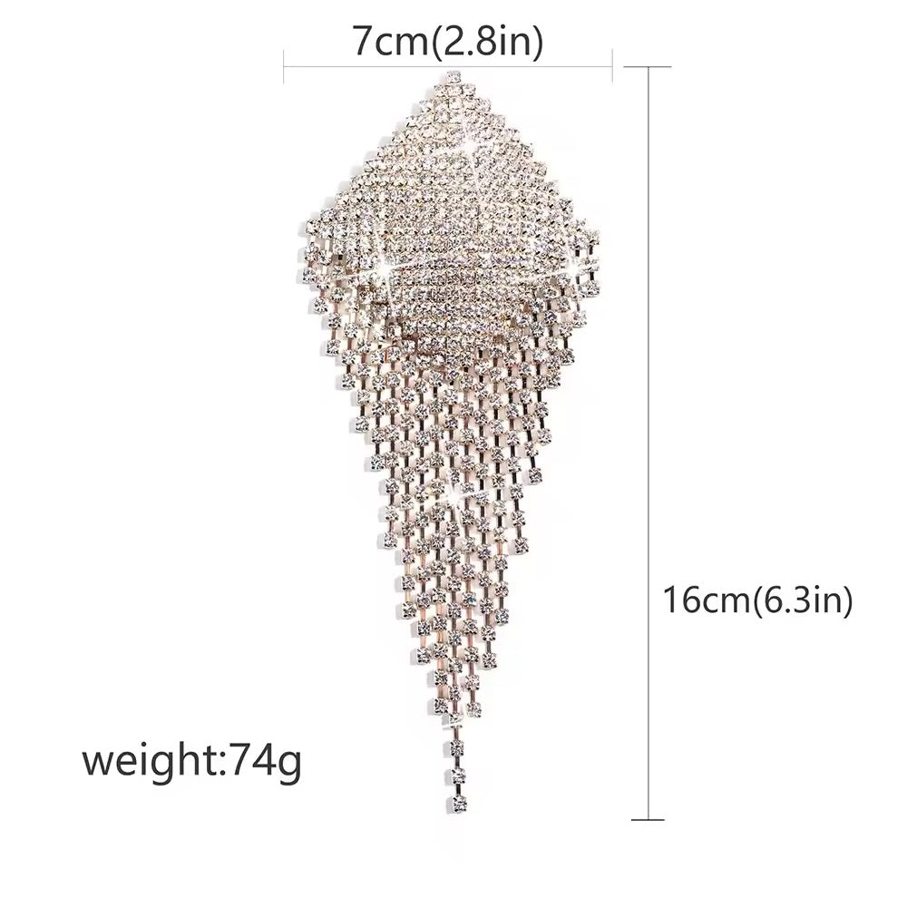 Tapa-Seios Gota de Cristal com Corpo de Strass – Luxo Máximo e Impacto Visual