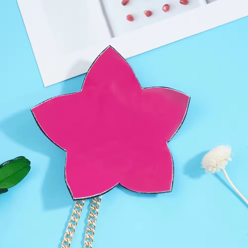 Tapa-Seios Estrela com Harness e Correntes – Domínio e Sedução em Um Só Look