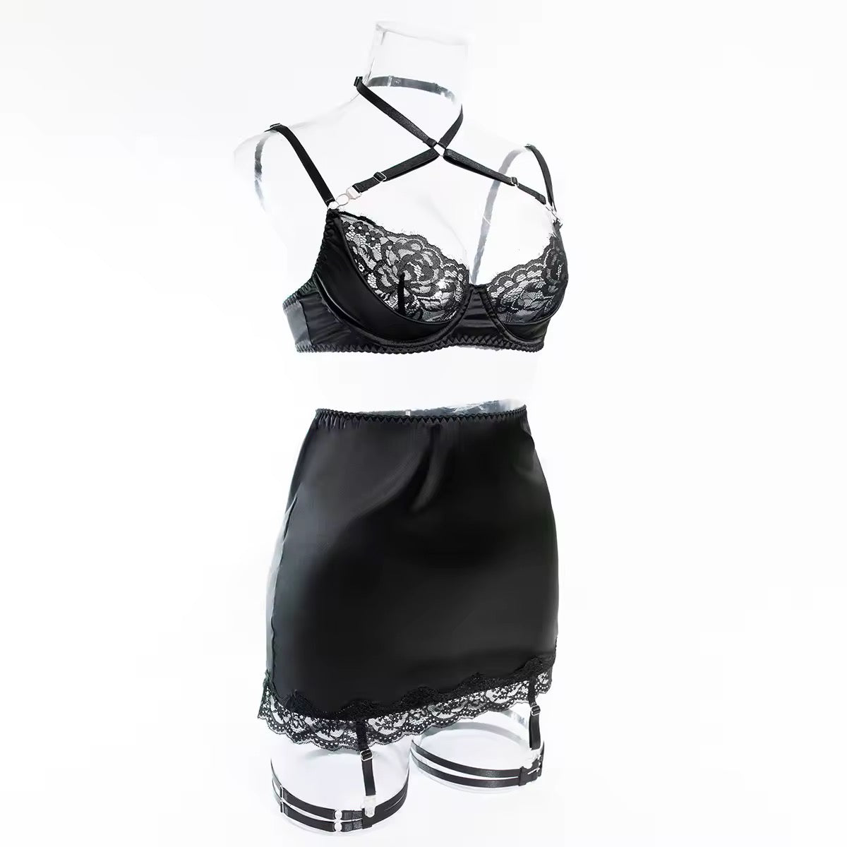 Lingerie Red Seduction – Com Saia de Cetim, Ligas e Fio Dental Regulável