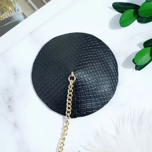 Tapa-Seios Black Snake com Gargantilha – Dominação e Sofisticação em Cada Corrente