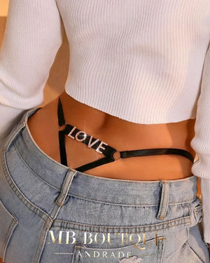 Calcinha com escrita love