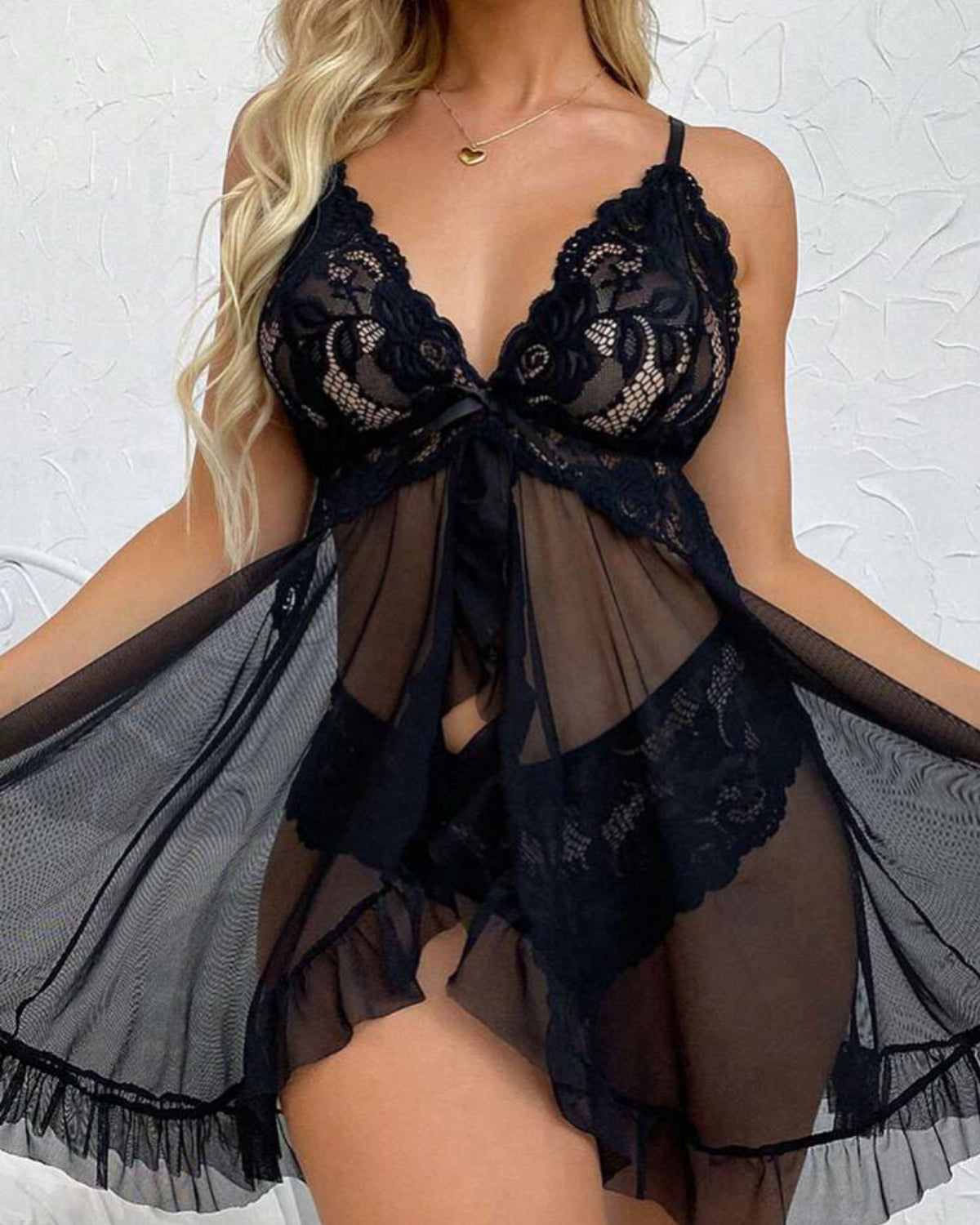 Camisola em Renda e Tule – Conforto e Sensualidade na Medida Certa