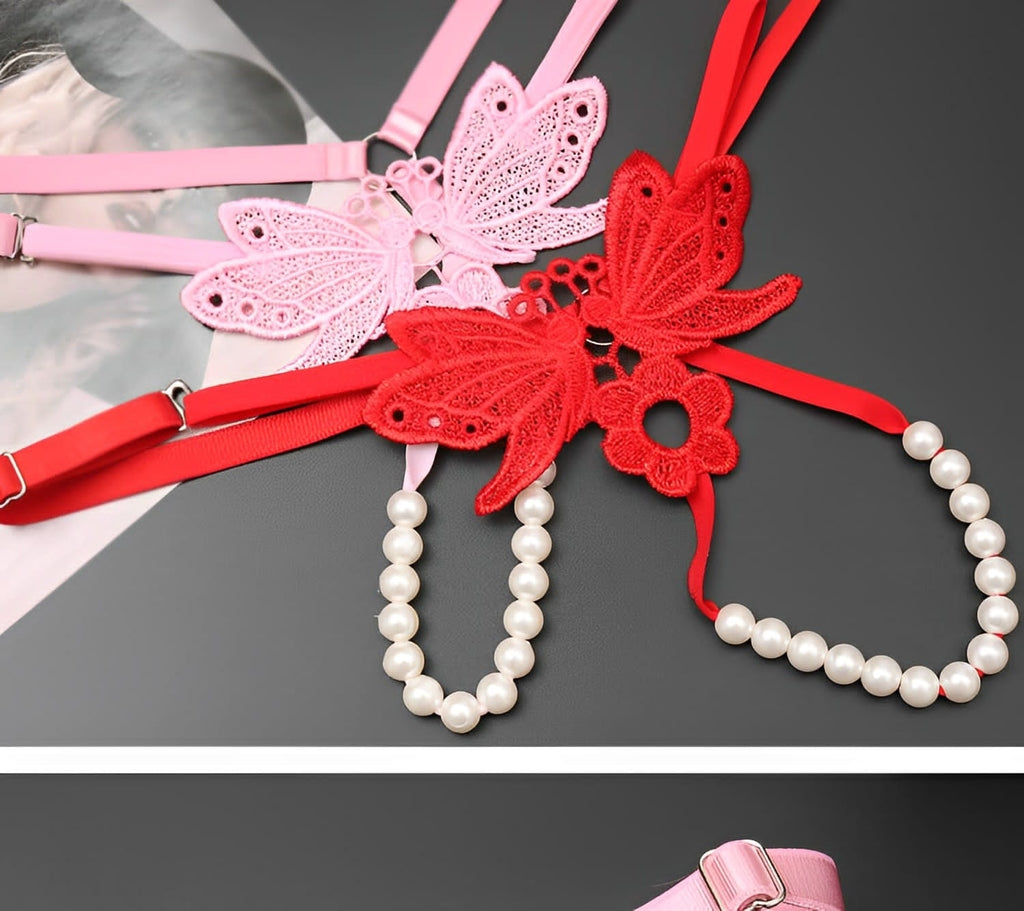 Calcinha com Bordado em Borboleta e Pérolas – Regulável