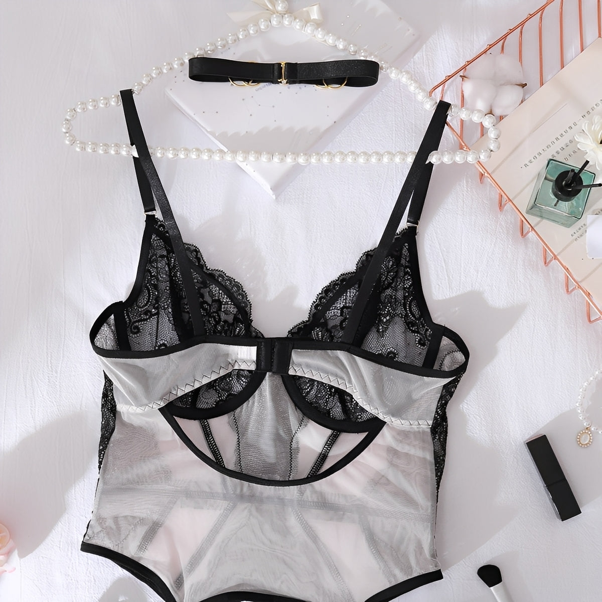 Conjunto Corselet Preto em Renda com Cinta-Liga e Choker – Lingerie Sexy, Sensual e Ousada para Mulheres Poderosas, do P ao G