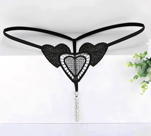 Calcinha Fio Dental Preta com Pérolas e Renda em Formato de Coração – Lingerie Sensual de Luxo Feminina