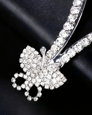Colar Luxo Prata Feminino com Borboleta em Strass – Acessório Exclusivo e Elegante