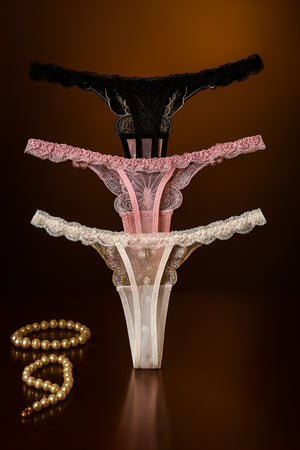 Kit 3 Calcinhas Fio Dental Borboleta em Renda Sexy - Lingerie Feminina Luxo para Noite Especial e Presente Sensual