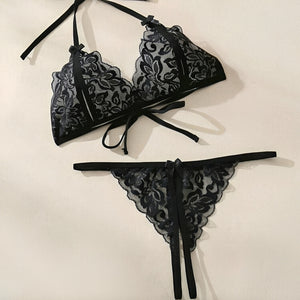 Conjunto de Lingerie Rosa em Renda Transparente e Calcinha Fio Dental com Abertura - Lingerie Sensual e Ousada MB