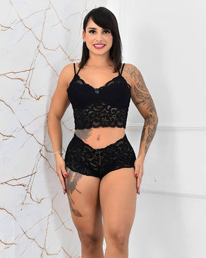 BabyDoll Letícia - Renda Preta, Sensual, Clássico e com Modelagem Perfeita - P ao GG