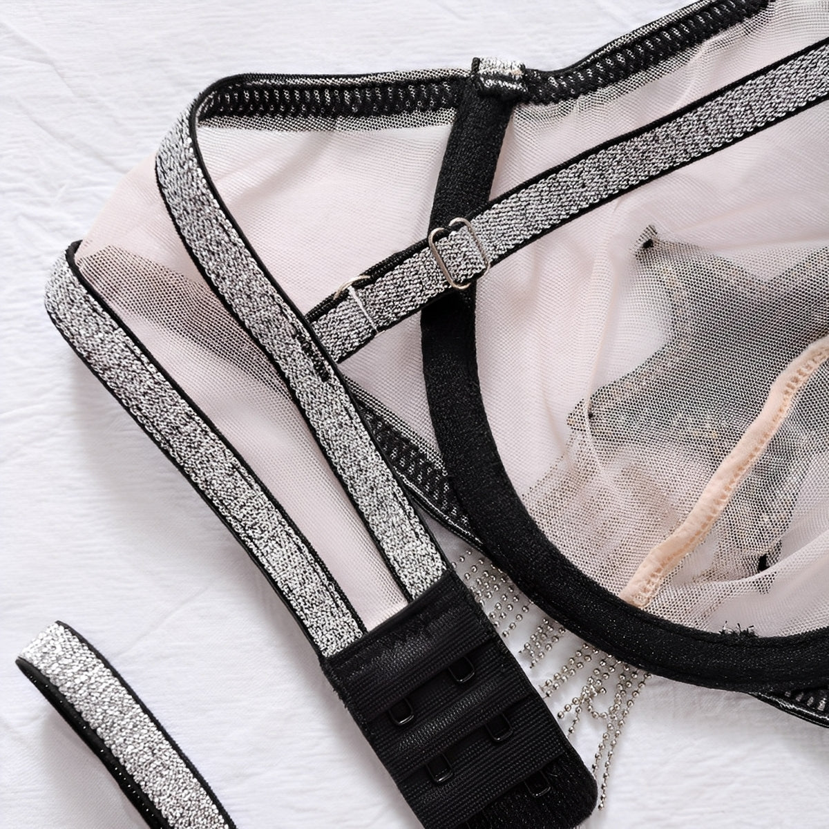 Conjunto de Lingerie Sexy Transparente com Estrela em Strass e Franjas – Sutiã com Aro e Calcinha Fio Dental Regulável P ao G