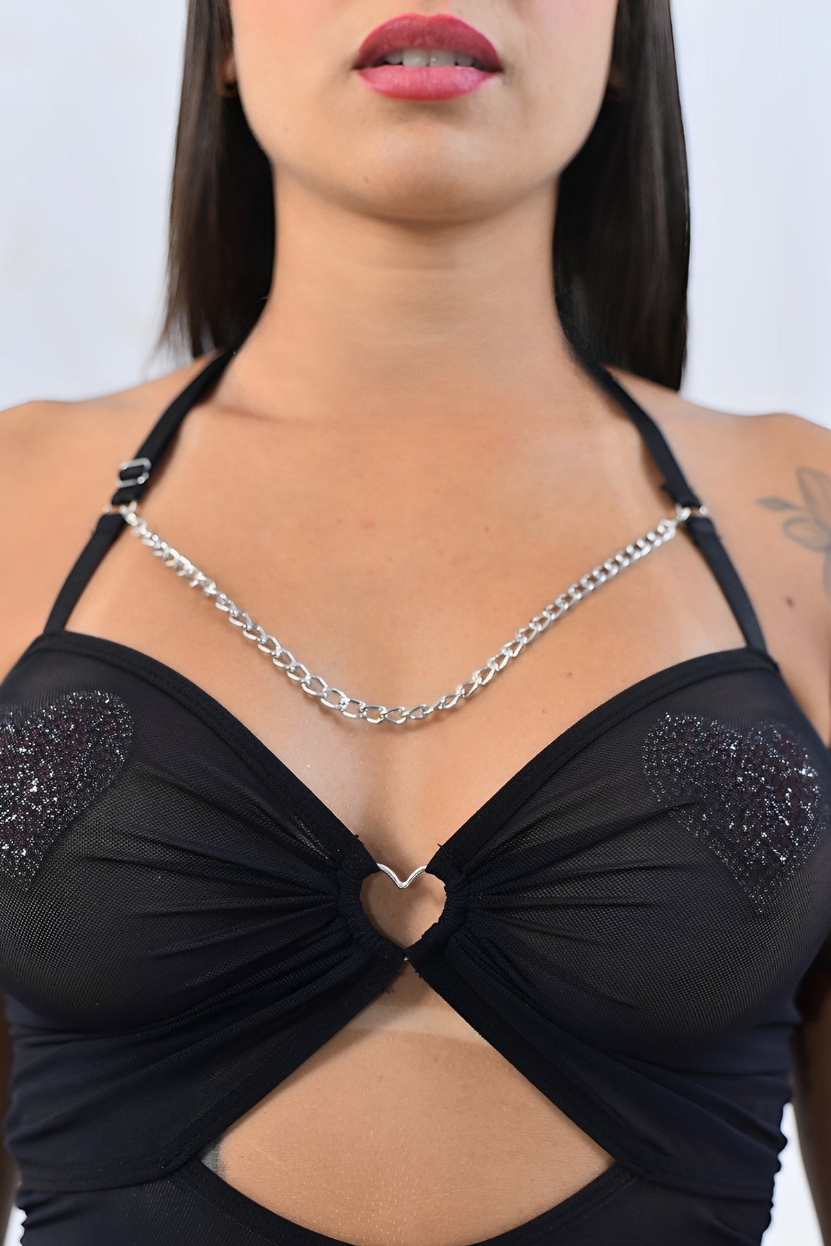 Camisola Preta em tule – Detalhe marcante, visual imponente P ao GG