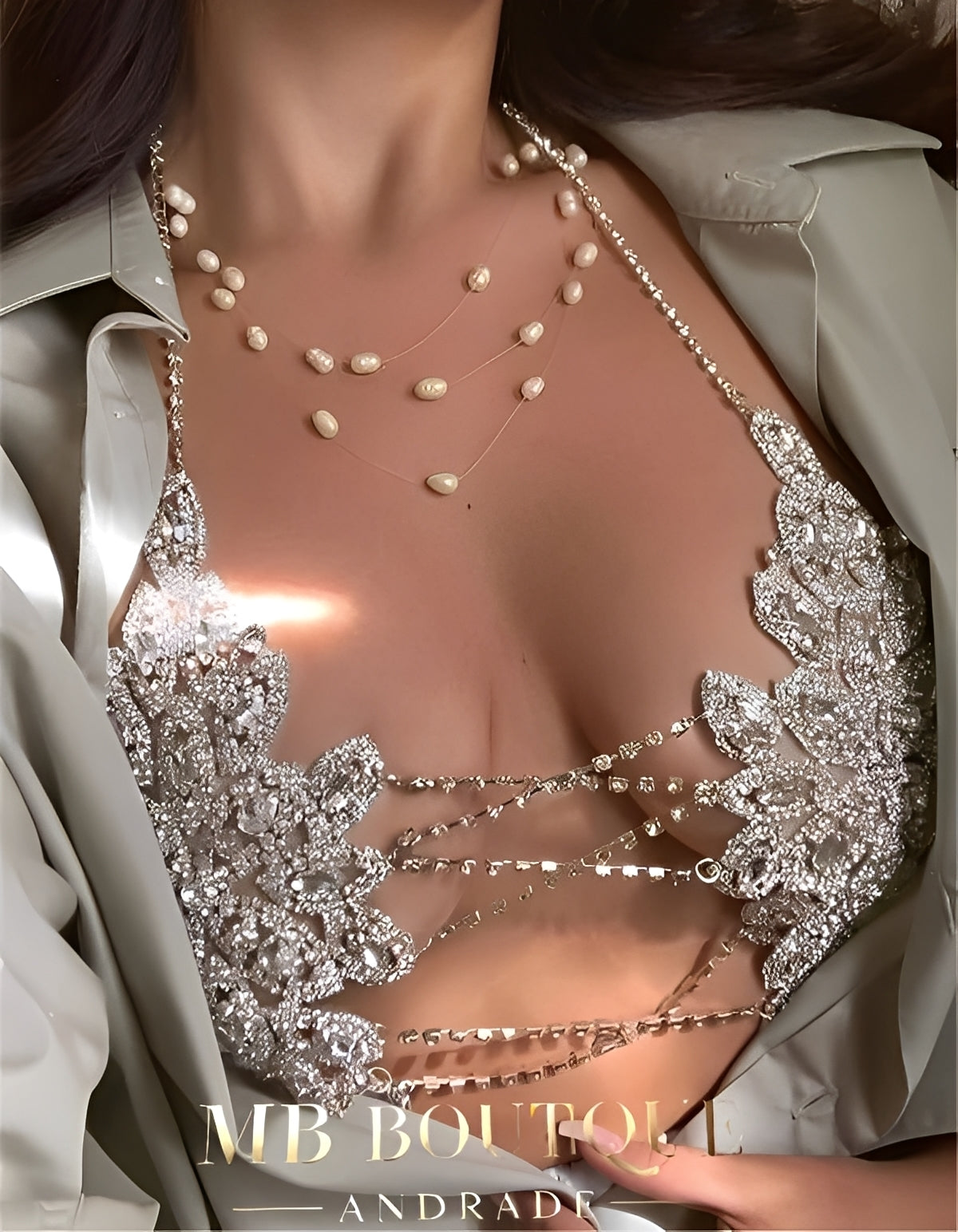 Top Luxo com Strass e Detalhes Multicoloridos – Lingerie Glamourosa para Festa - Coleção Gold